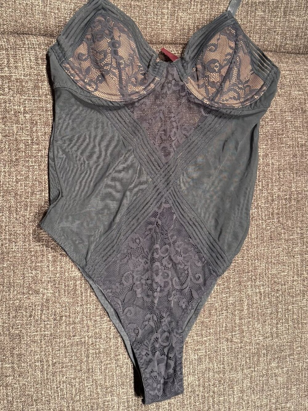 Adore Me Scoria Underwire Mesh & Lace Paneled Bodysuit – Black/Charcoal, Size M